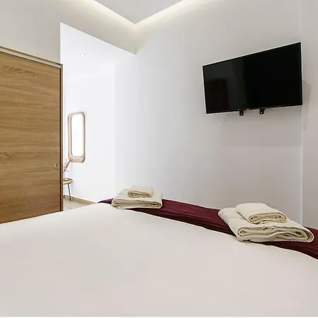 Aristotelous 30